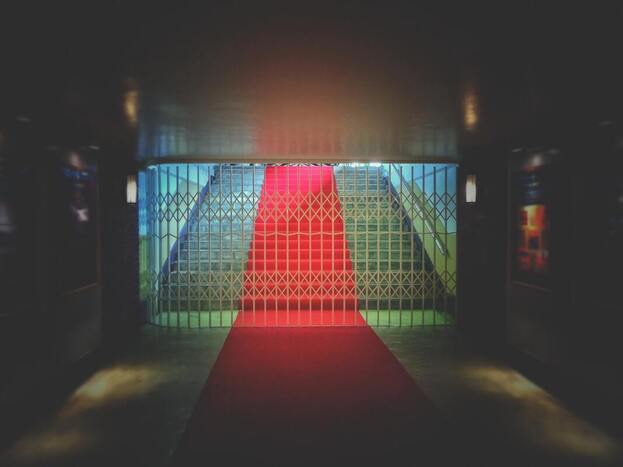 Red Carpet to Nowhere